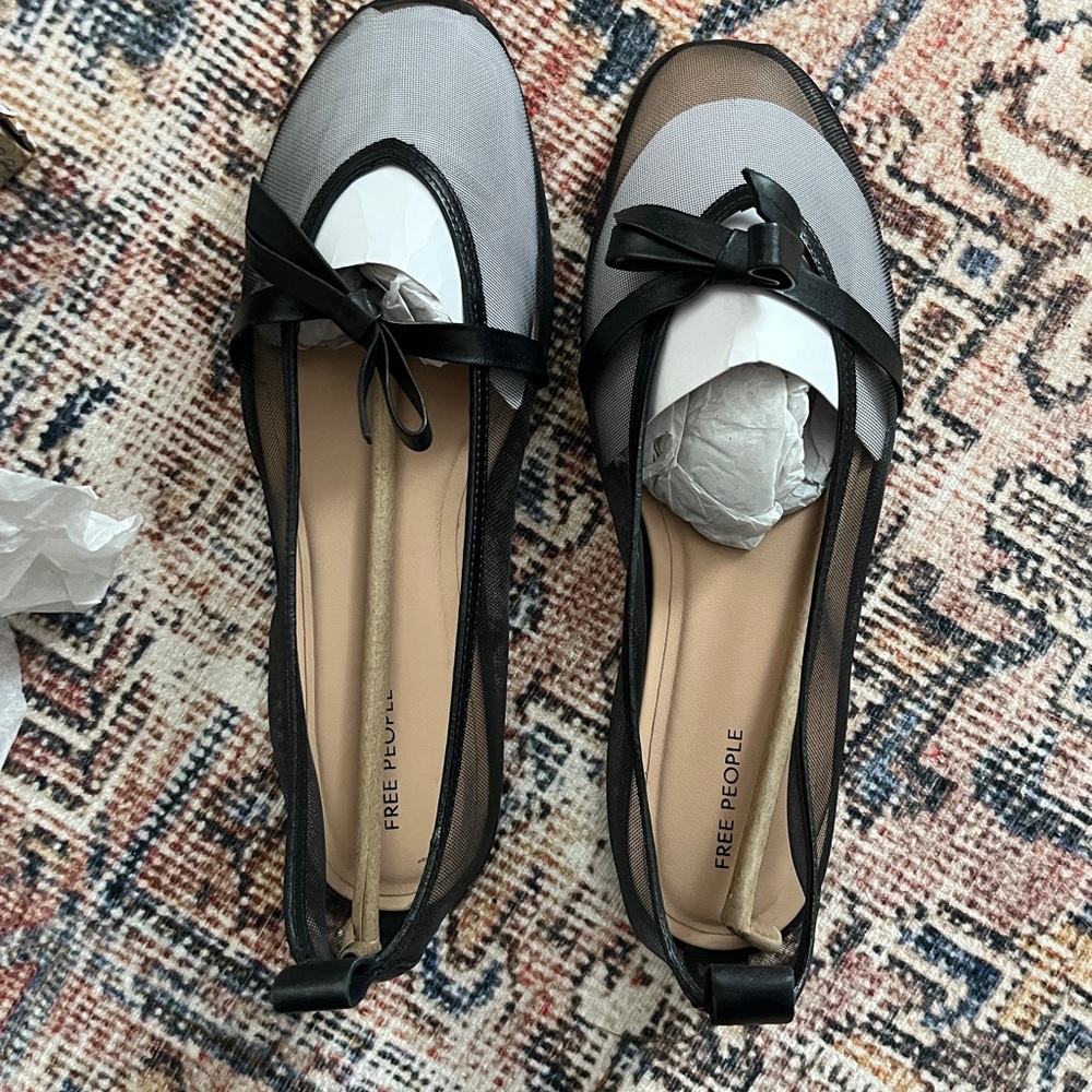 Free People Black Women's Ballet Flats